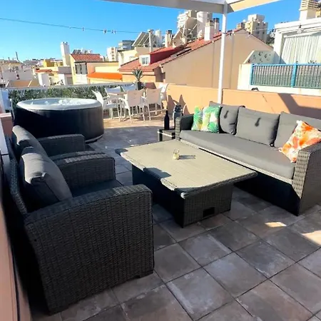 Luxury Oasis 30sec From Rooftop Jacuzzi Διαμέρισμα
